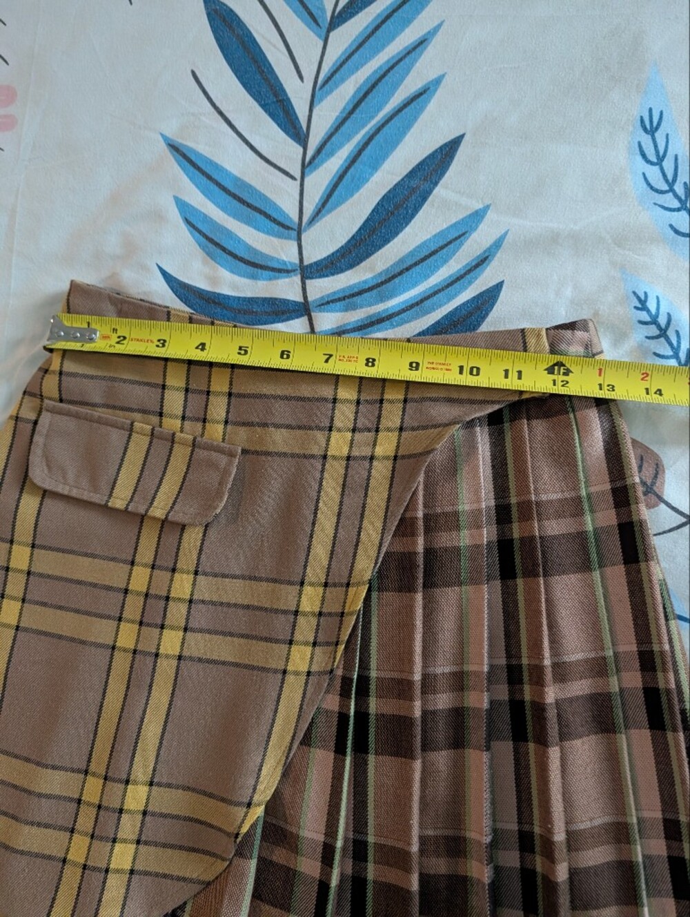 Vintage Y2K Brown & yellow & green stripes plaid checked pleated skirt - Picture 5 of 5